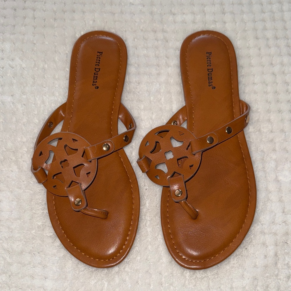 👡 NWOT Pierre Dumas Thong Sandals – Women’s Size 10 - Picture 2 of 7